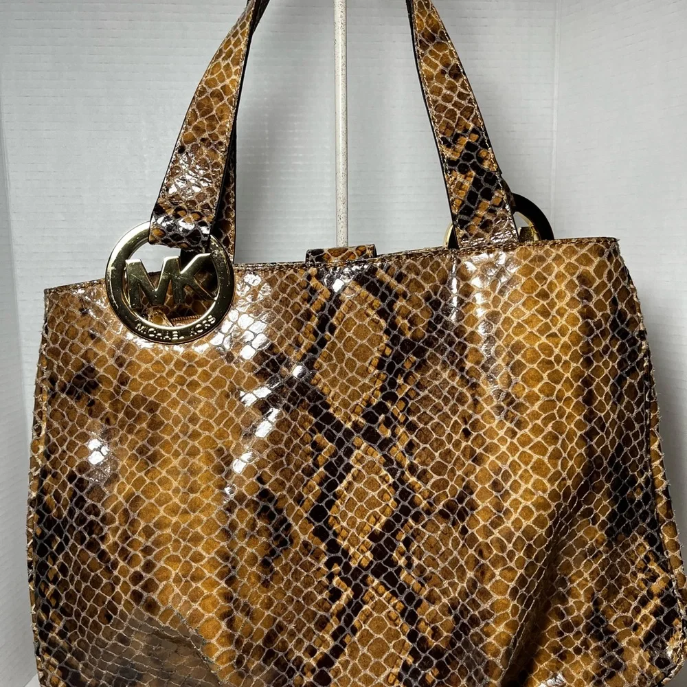 Michael Kors - Python Embossed Leather Shoulder Bag - Gray/Tan